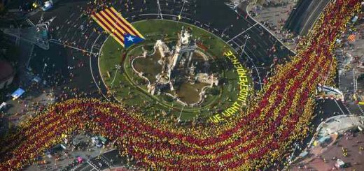 BARCELONA. 11.09.2014 Onze de setembre Diada v Via Catalana. FOTO FERRAN SENDRA